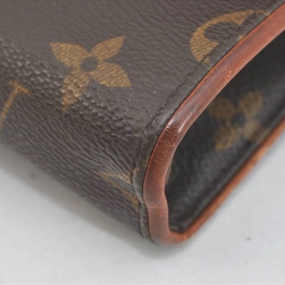 100% authentic Louis Vuitton Pouchette on sale today only $425 retails $1999 - Picture 6 of 14
